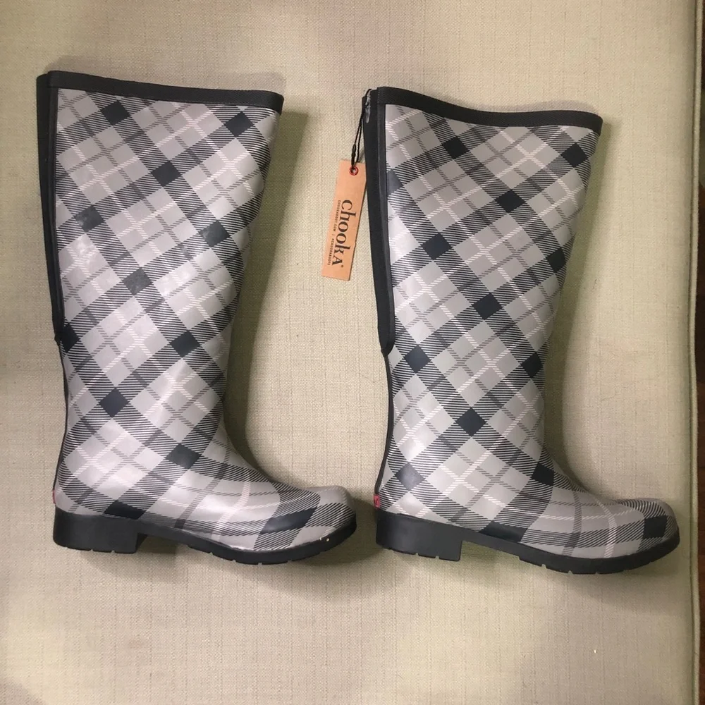 Chooka Flex Fit Elastic Plaid Tall Waterproof Rain Boot Women’s 6 Rainwear NIB